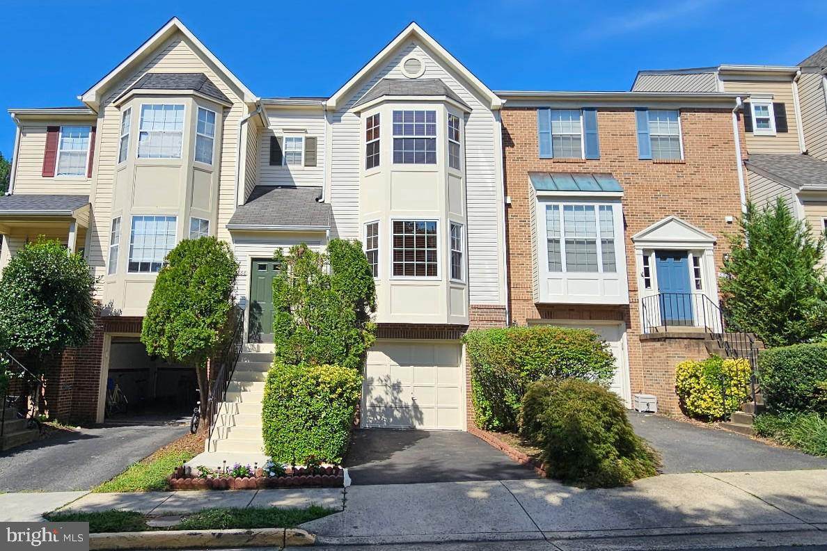 6888 Kerrywood Circle - Photo 1