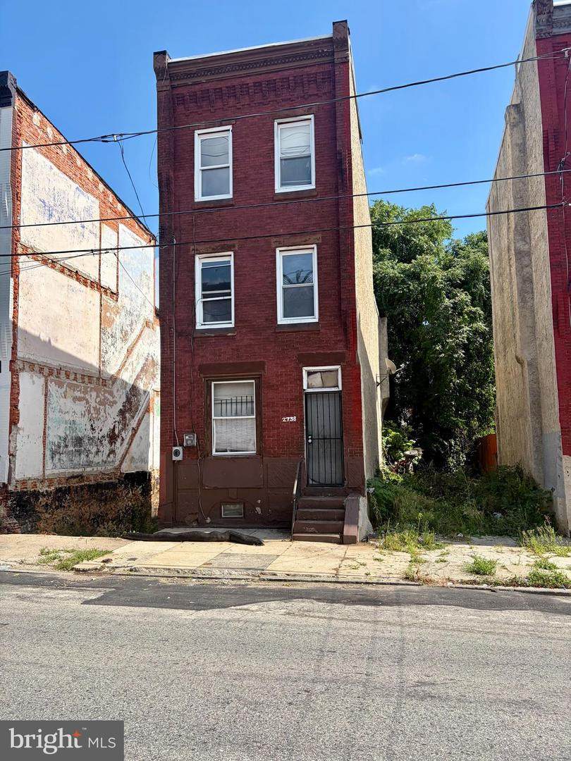 2738 Glenwood Avenue - Photo 1