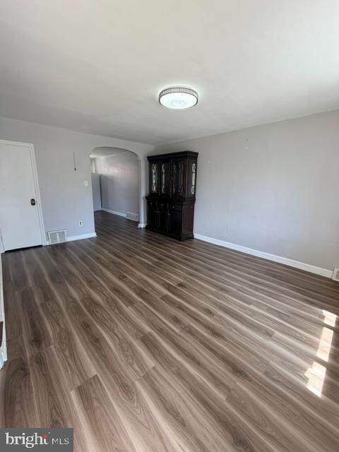 https://bt-photos.global.ssl.fastly.net/brightmls/orig_boomver_1_805312364104-2.jpg