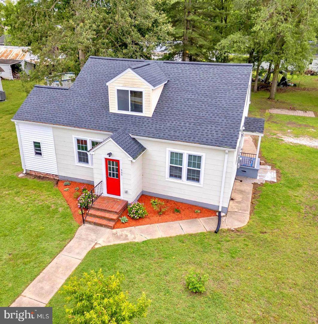 202 Oak Street - Photo 1