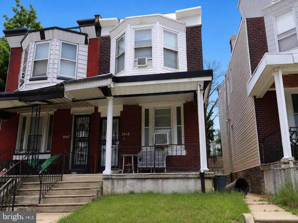 1842 Godfrey Avenue - Photo 1