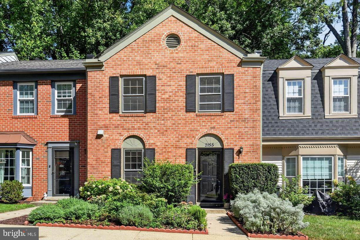 2155 Pond View Court - Photo 1