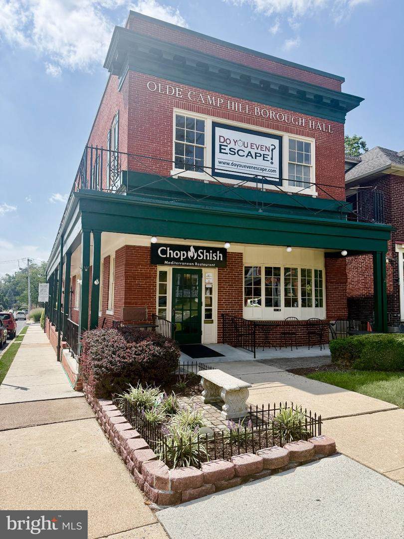 https://bt-photos.global.ssl.fastly.net/brightmls/orig_boomver_1_805314774376-2.jpg
