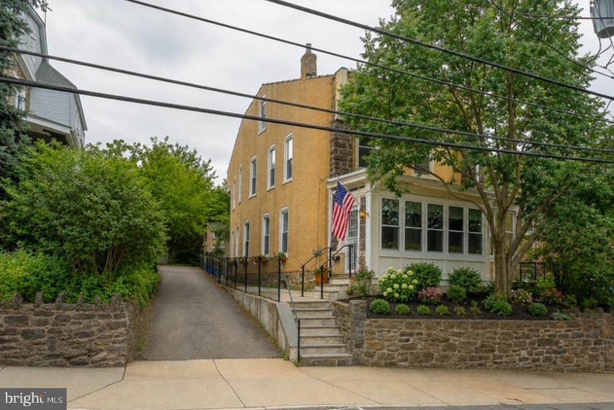 5199 Ridge Avenue - Photo 1