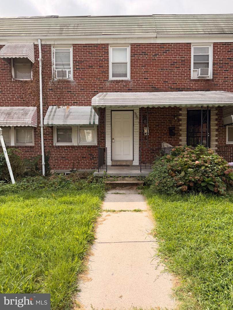 3721 Elmley Avenue - Photo 1