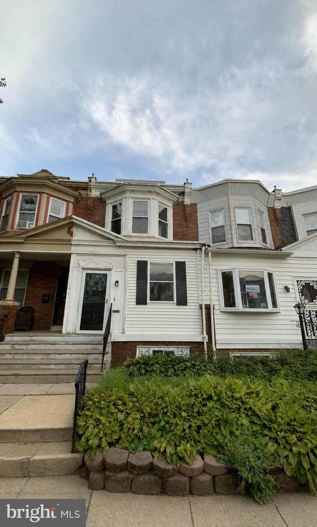 6016 Thompson Street - Photo 1