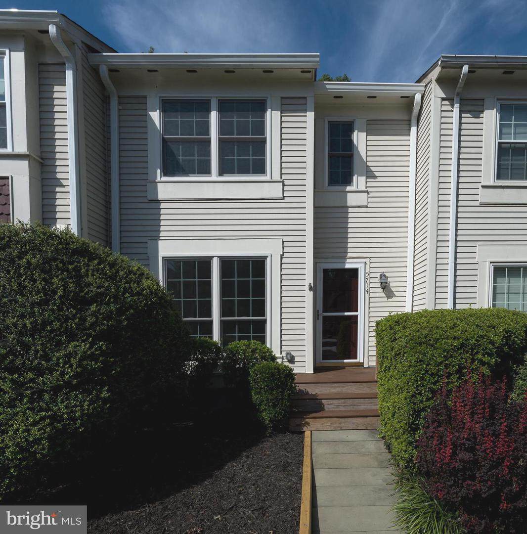 5714 Evergreen Knoll Court - Photo 1