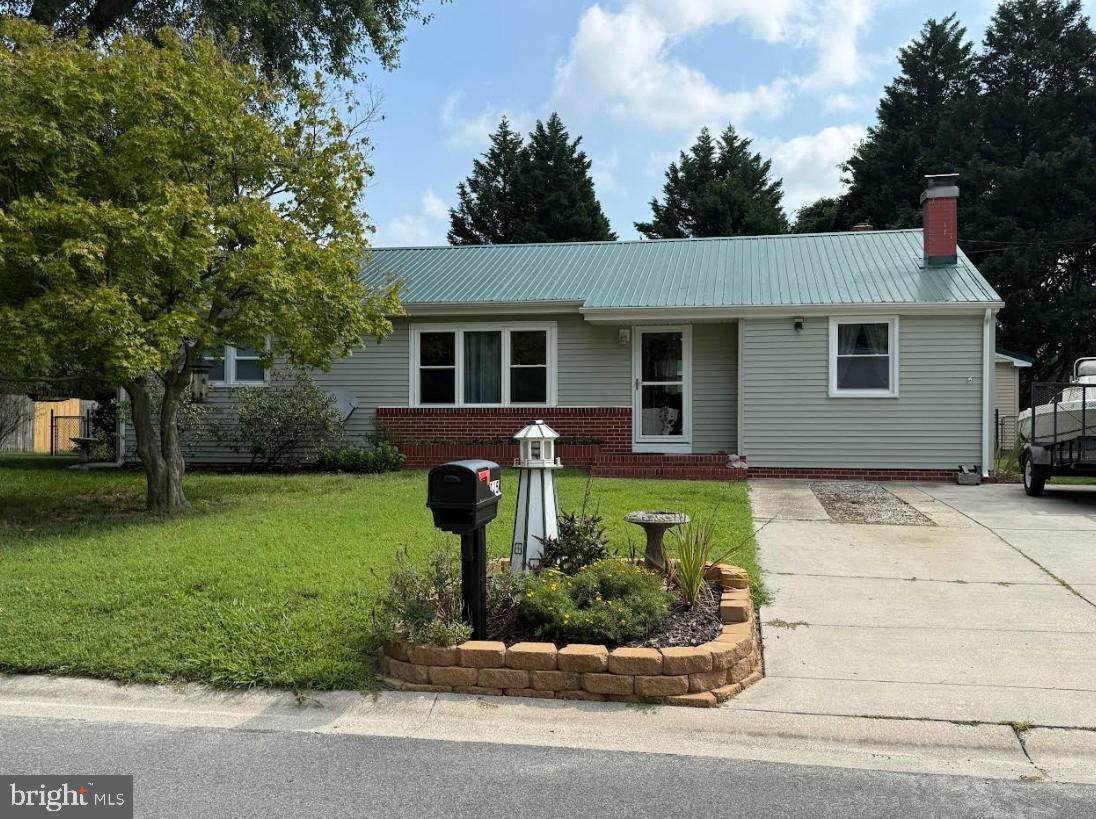 115 Benjamin Avenue - Photo 1