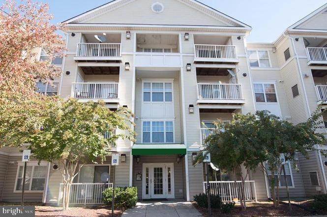 14200 Farnsworth Lane - Photo 1