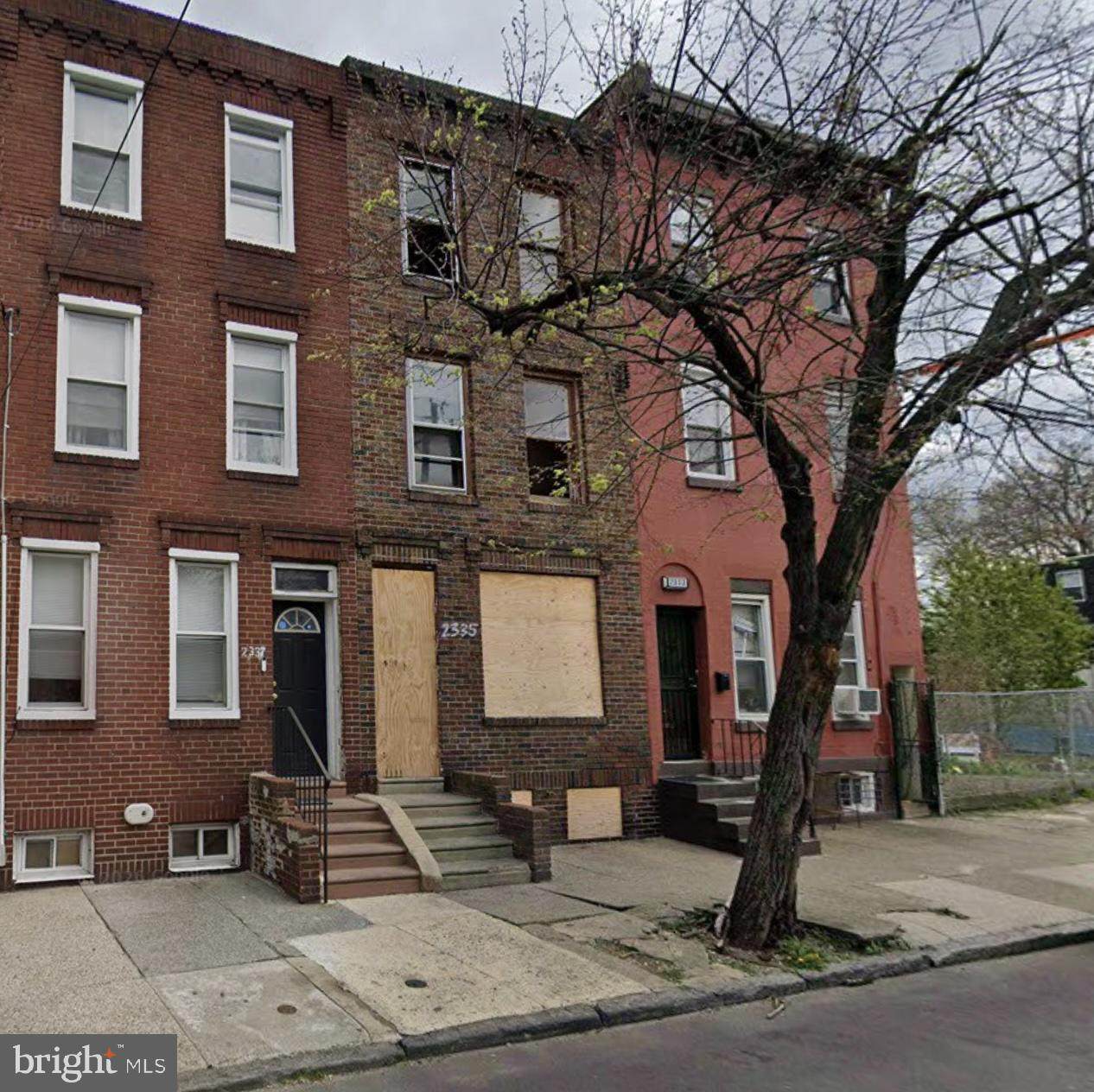 2335 5TH Street - Photo 1