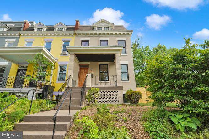 734 Taylor Street - Photo 1