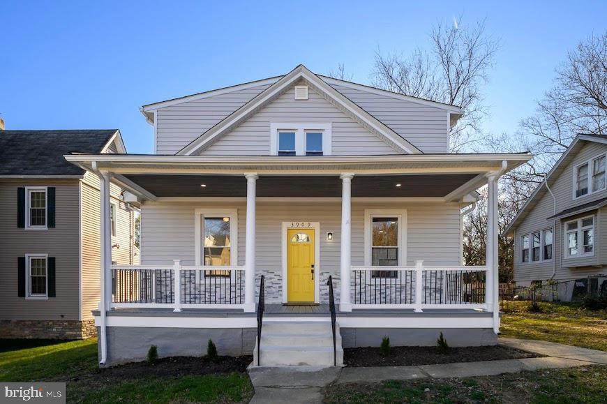 3909 Fleetwood Avenue - Photo 1