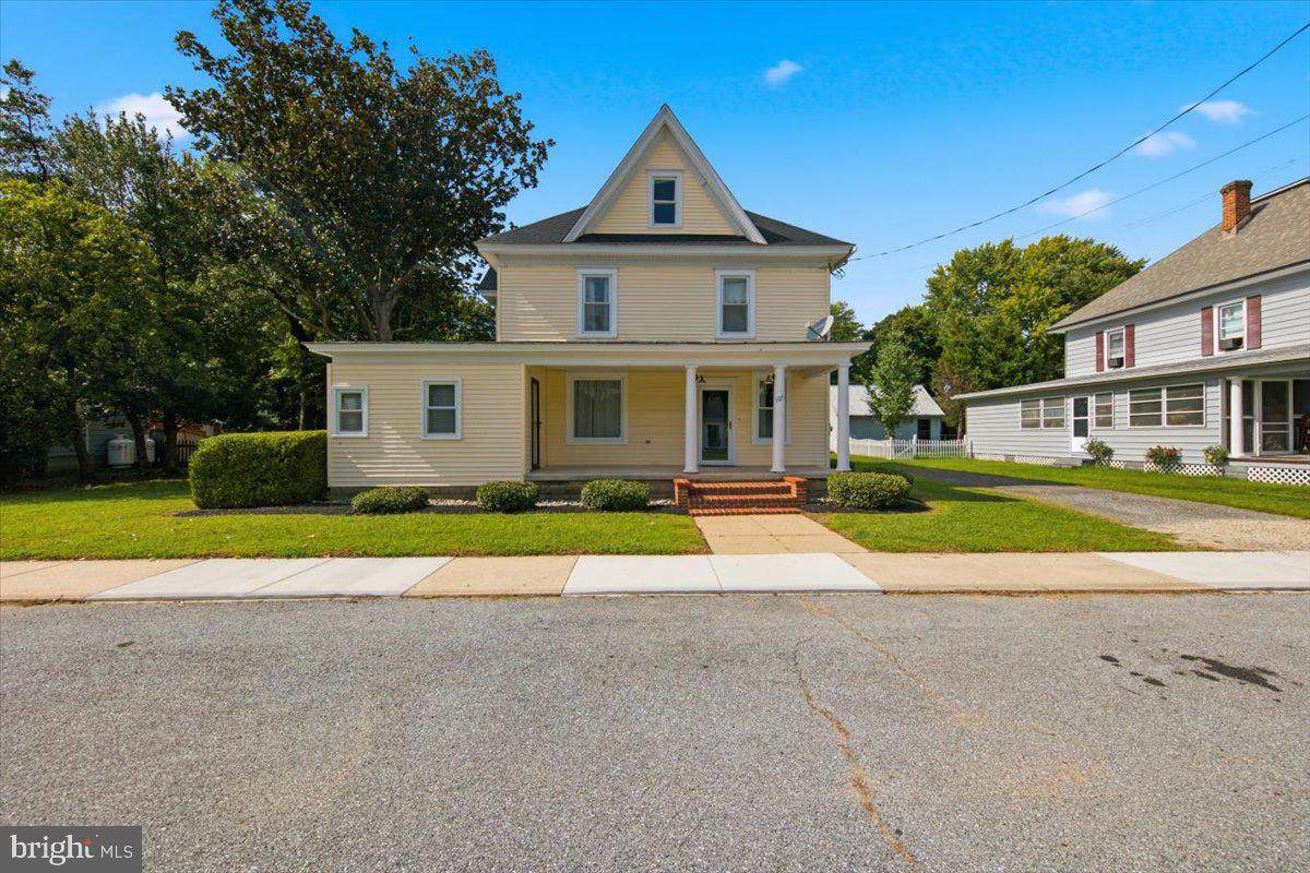 105 Noble Avenue - Photo 1
