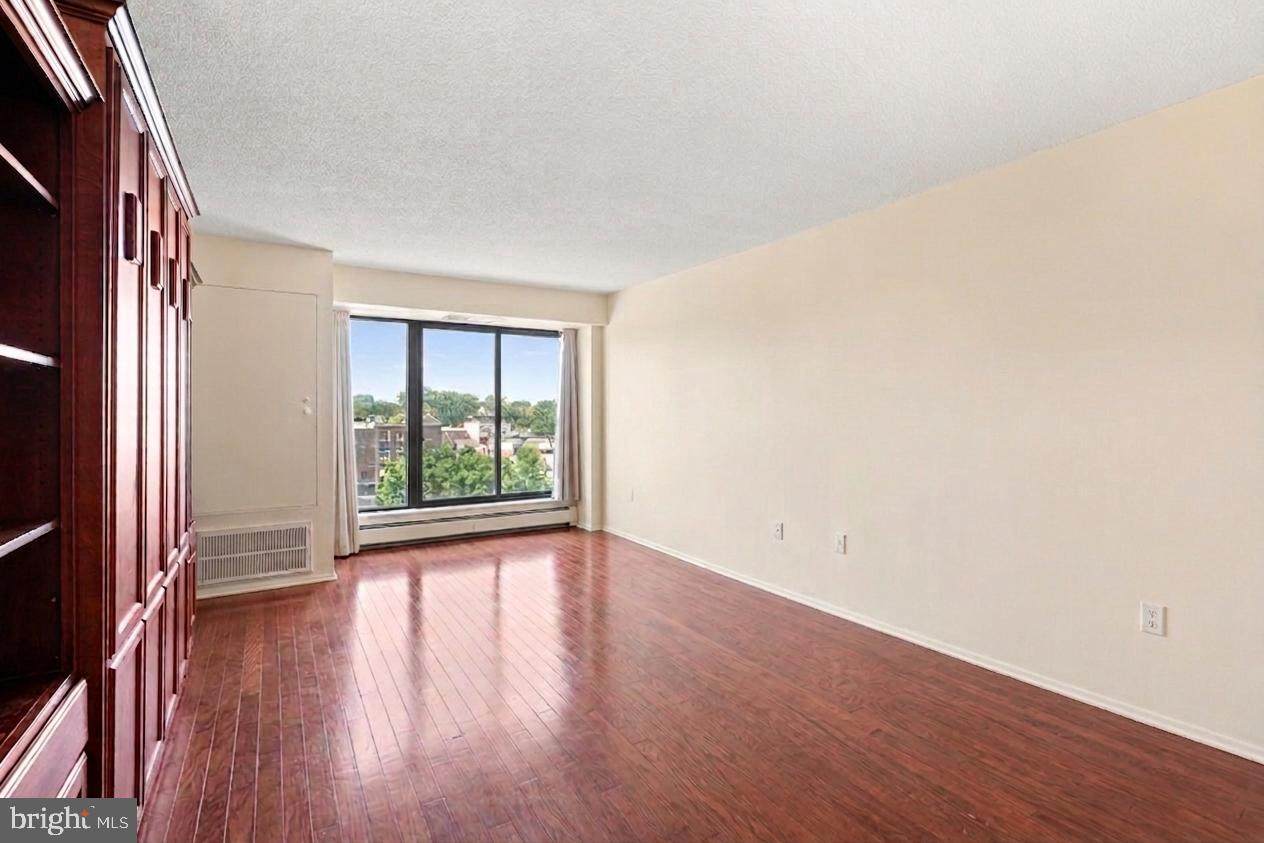 2001 Hamilton Street - Photo 1