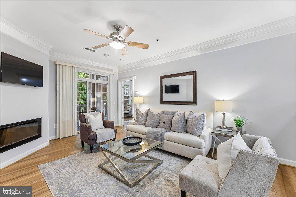 7880 Rolling Woods Court - Photo 1