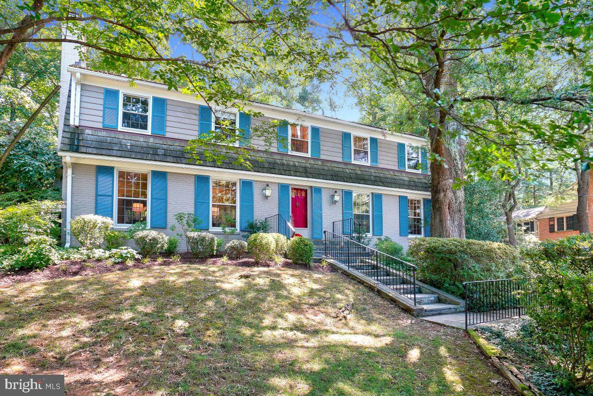 8006 Greentree Road - Photo 1