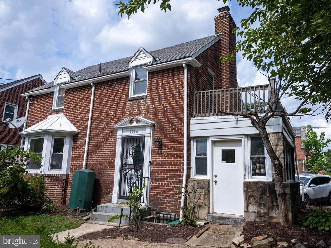 1446 Montana Avenue - Photo 1