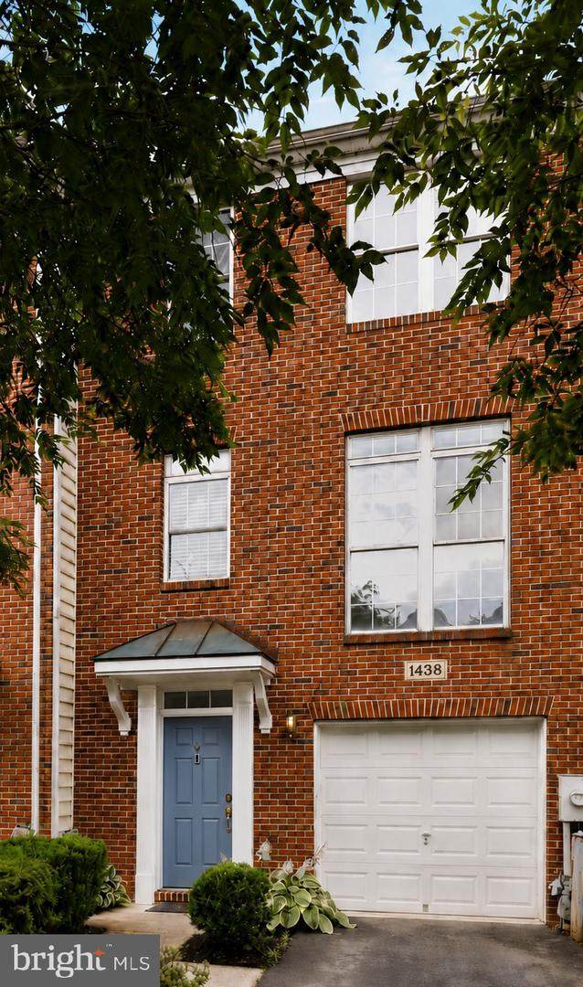 1438 Thornbury Court - Photo 1