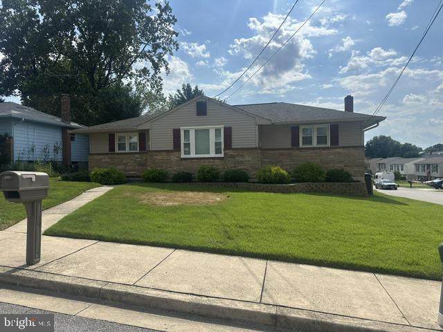 906 Rosedale Avenue - Photo 1