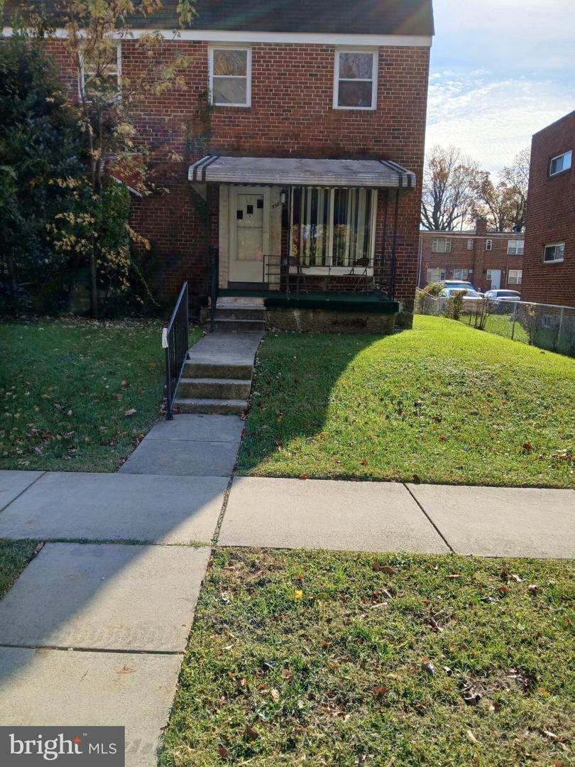 5583 Kennison Avenue - Photo 1
