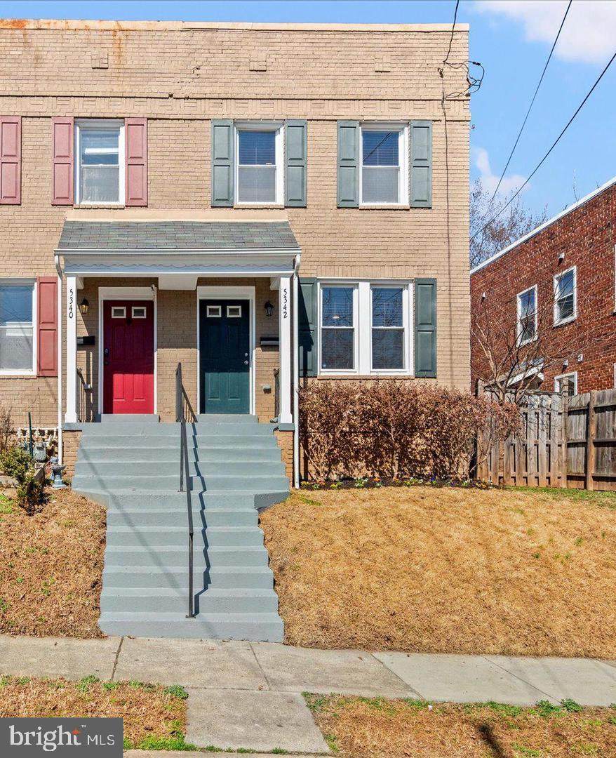 5342 Ames Street - Photo 1