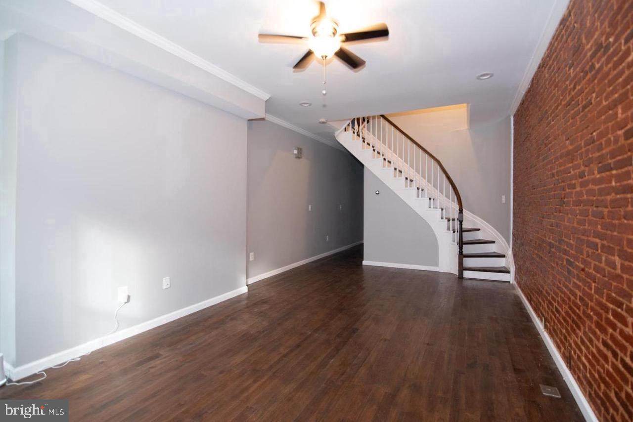 745 Dolphin Street - Photo 1