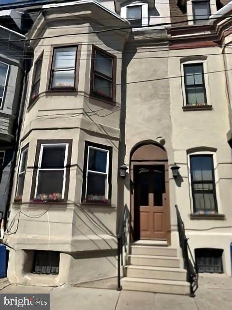 744-00 22ND Street - Photo 1