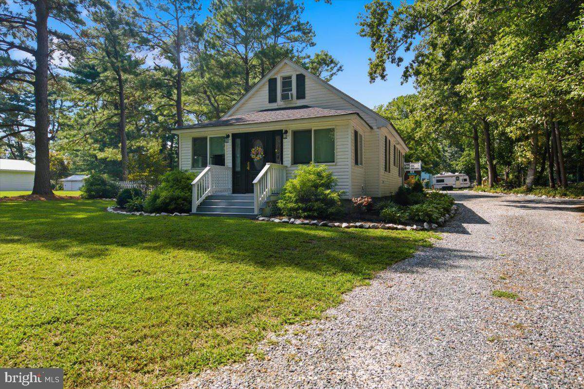 5318 River - Photo 1
