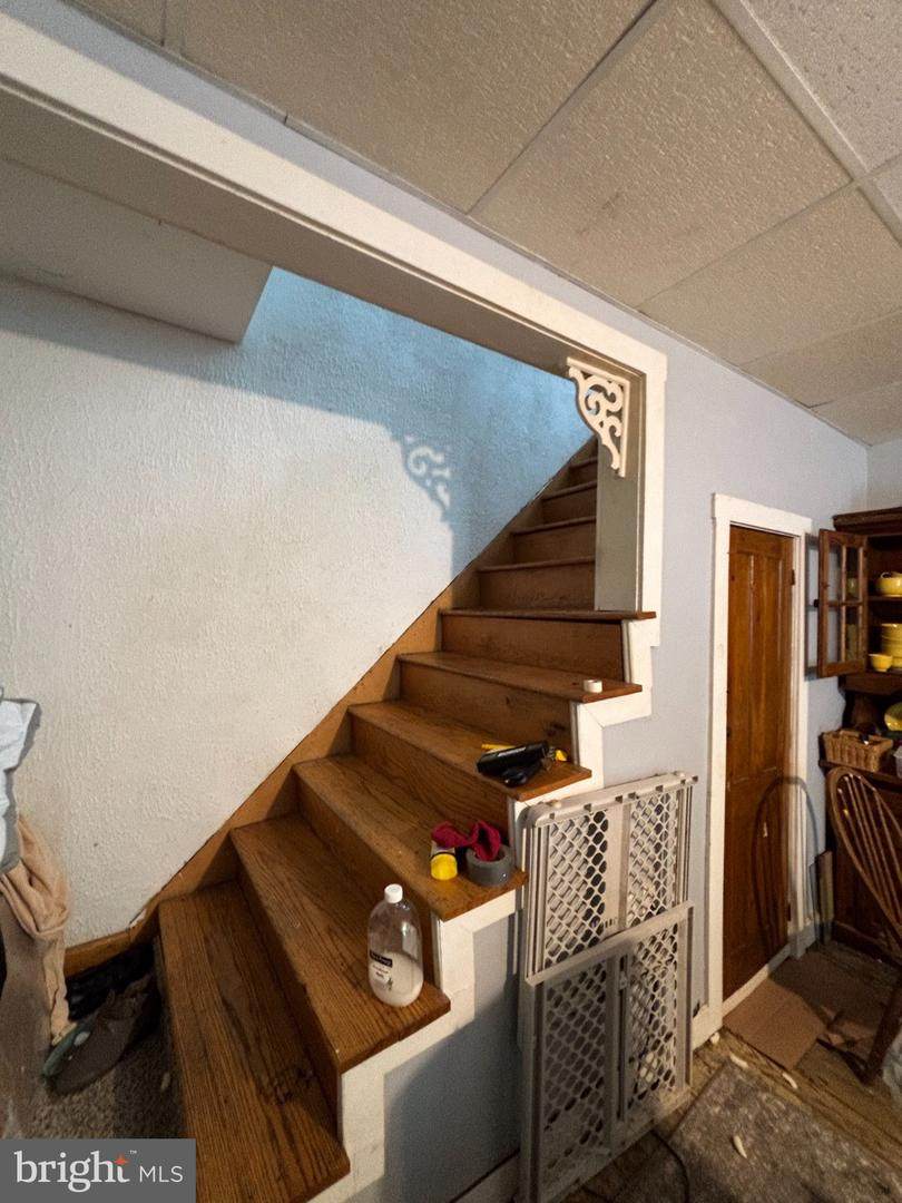202 Elder Street - Photo 1