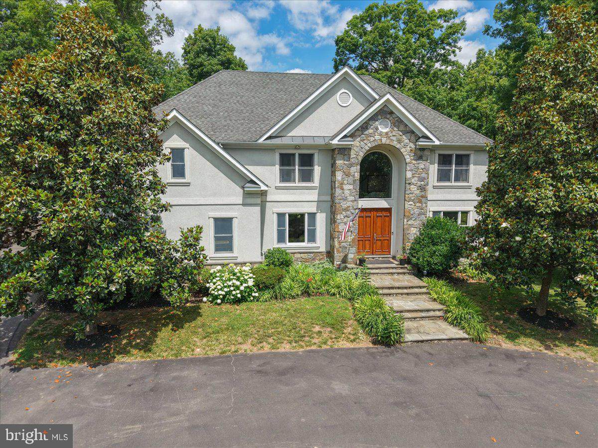5202 Chase Lane - Photo 1