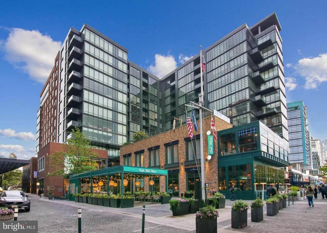 45 Sutton Square - Photo 1