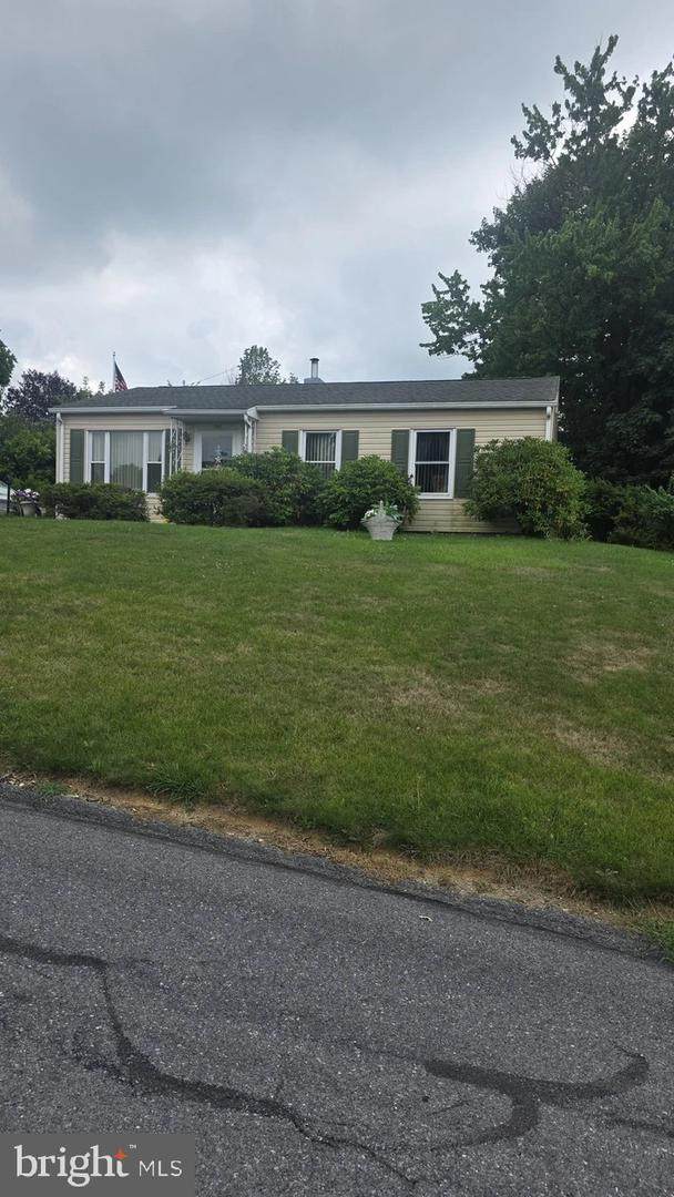 396 Westview Road - Photo 1