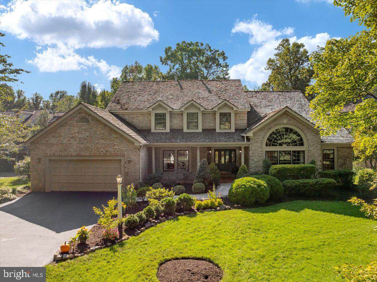 1358 Lake Forest Court - Photo 1