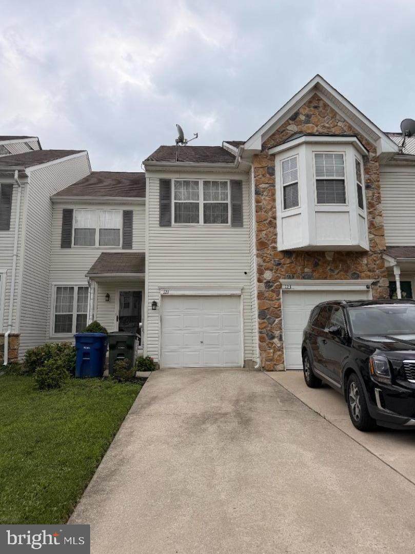 121 Threadleaf Terrace - Photo 1