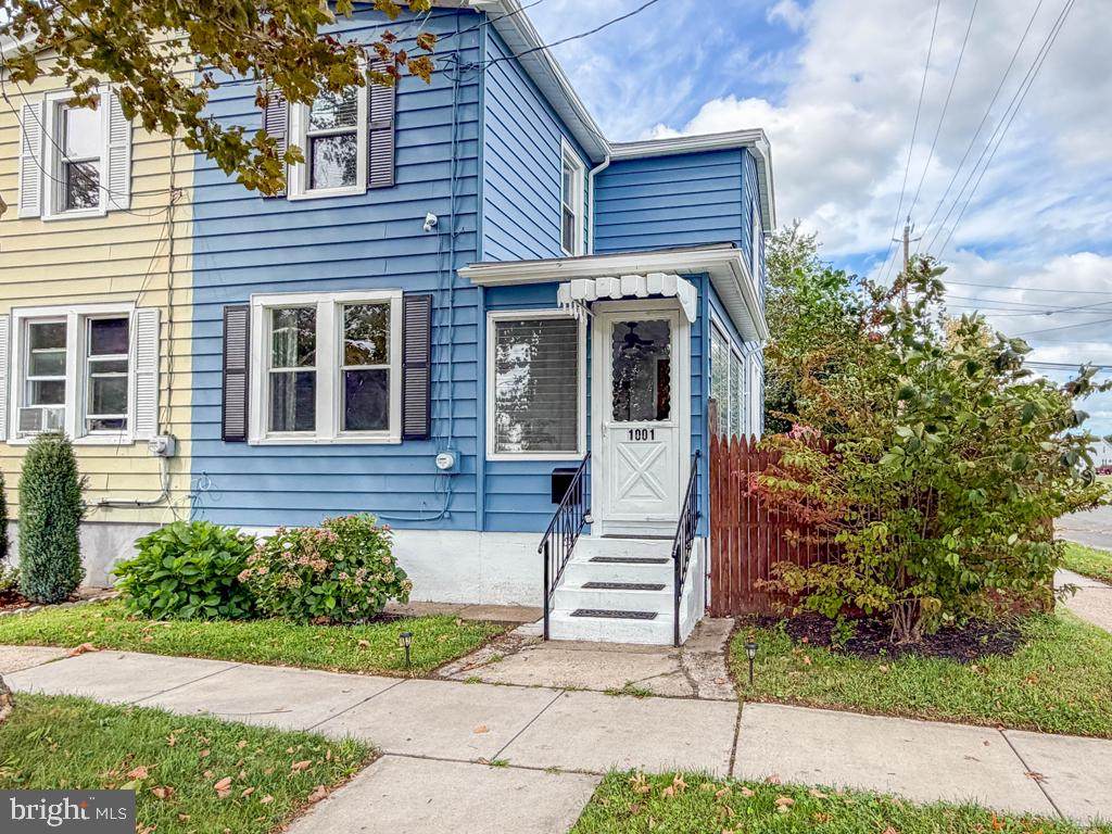 1001 5TH Street - Photo 1