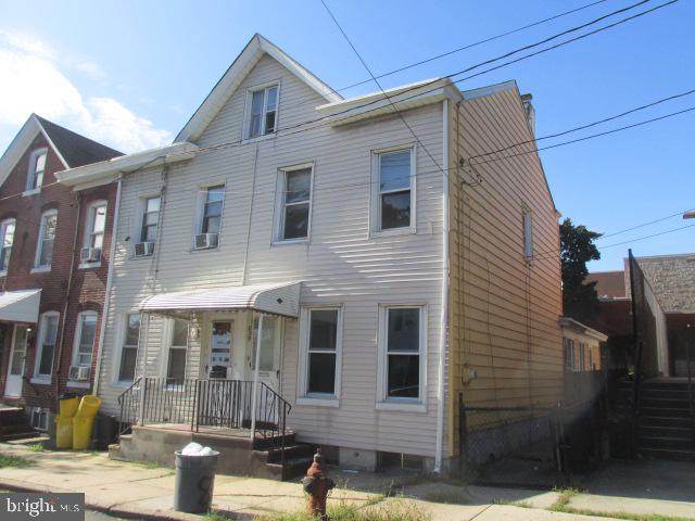 839 Cherry Street - Photo 1