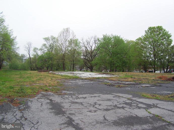 2313 Middle Road - Photo 1