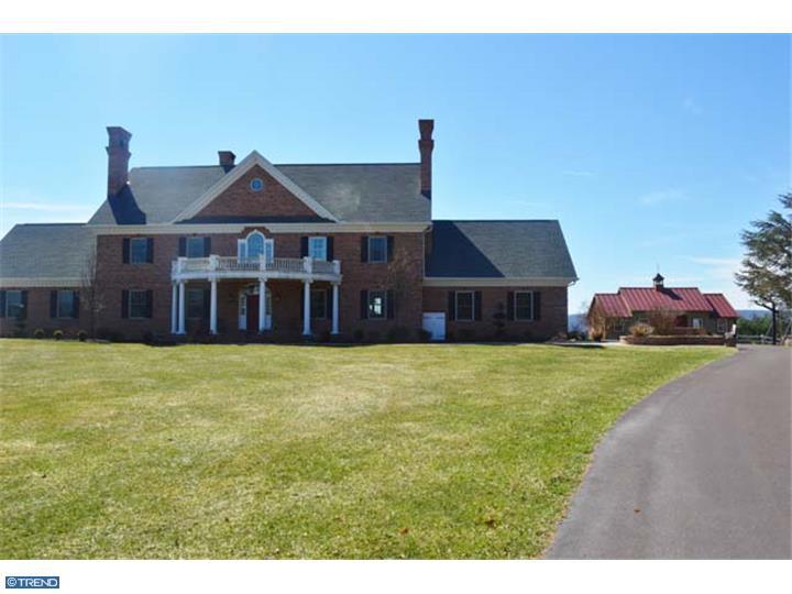 1199 Grosstown Road - Photo 1