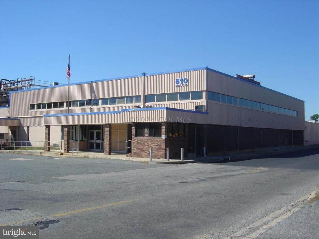 510 West Road - Photo 1