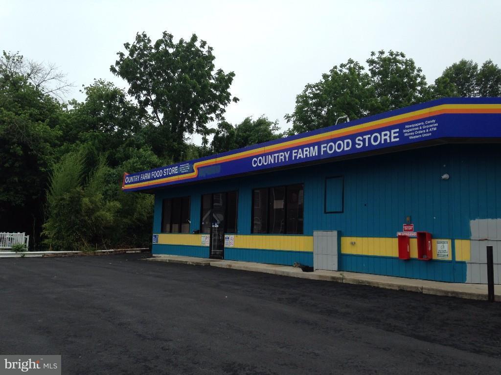 100 Front Street - Photo 1