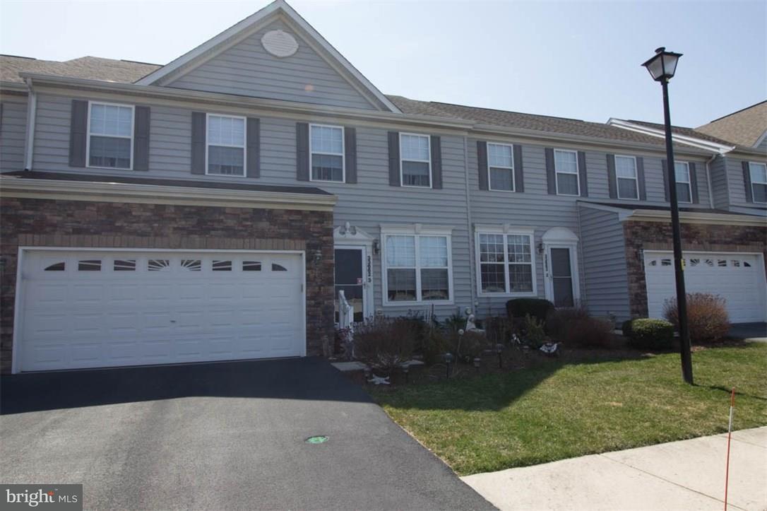 33662 Village Drive - Photo 1