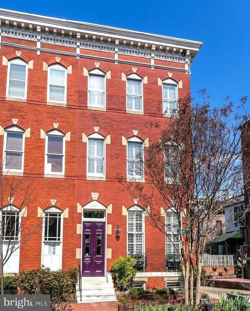 1303 John Street - Photo 1