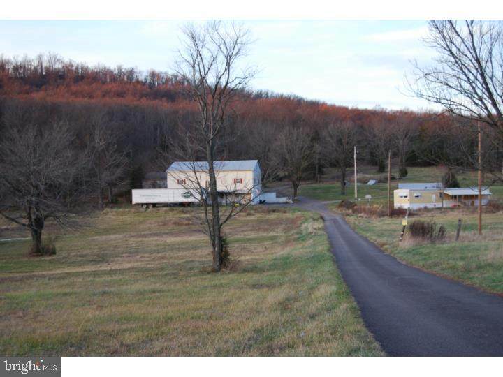 625 Ben Franklin Highway - Photo 1