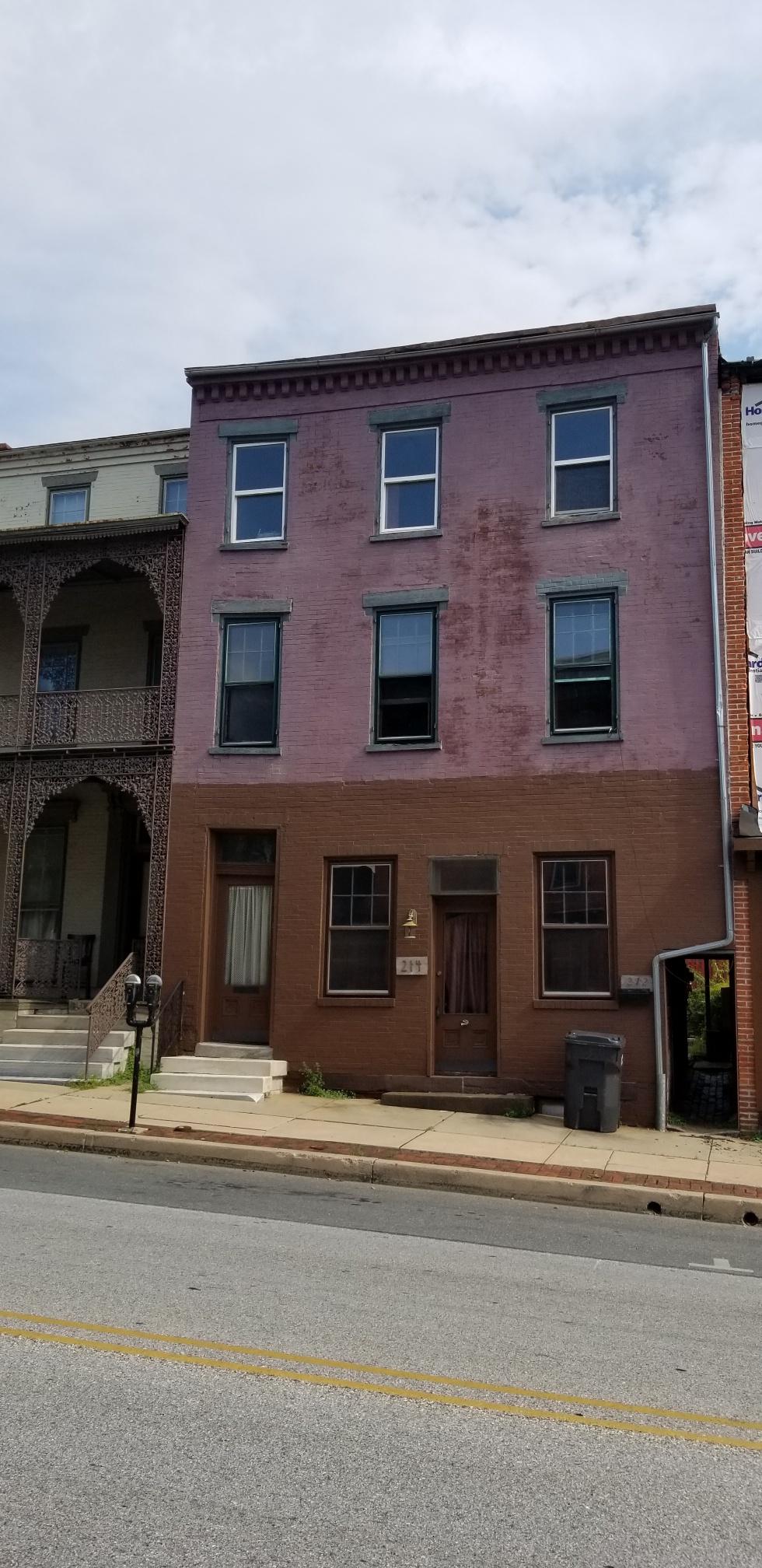 212-214 Locust Street - Photo 1
