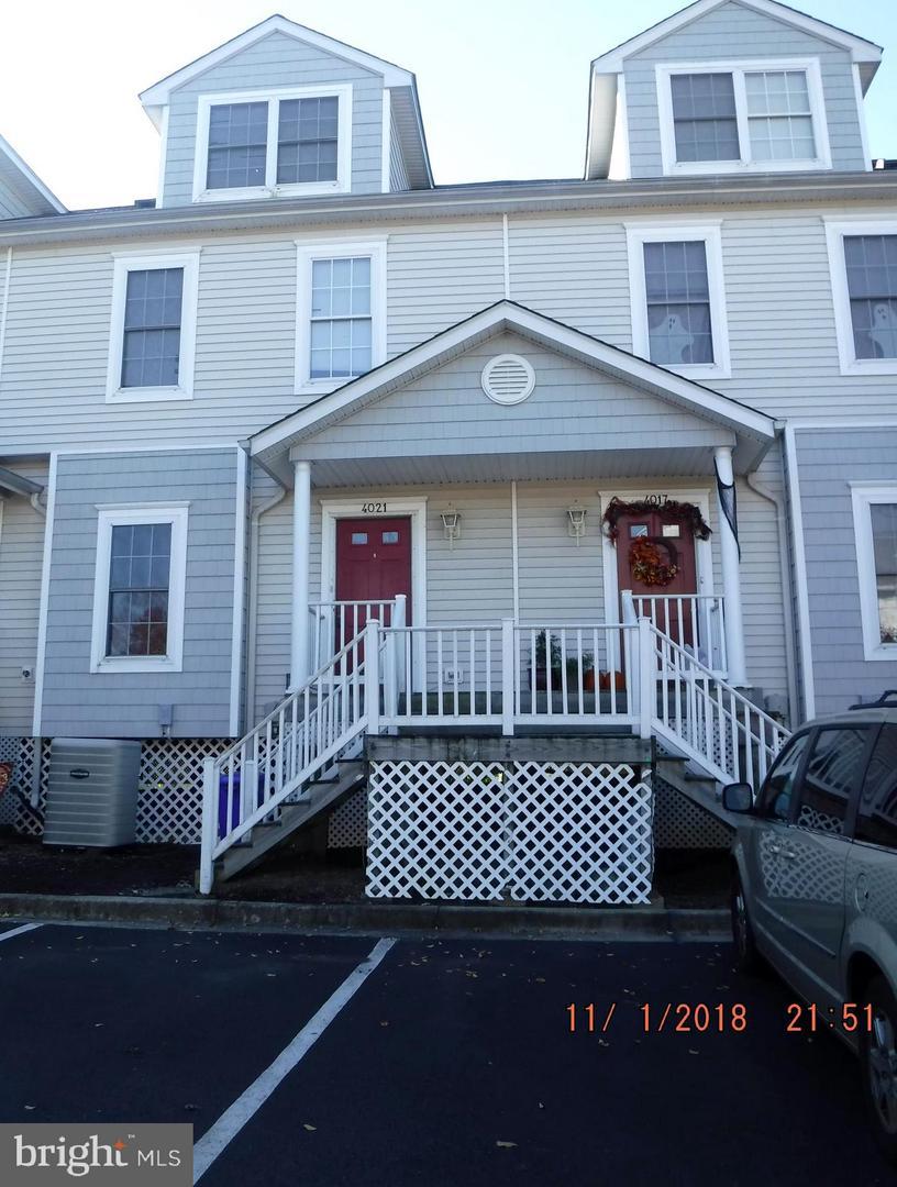 4021 Seagate Square - Photo 1