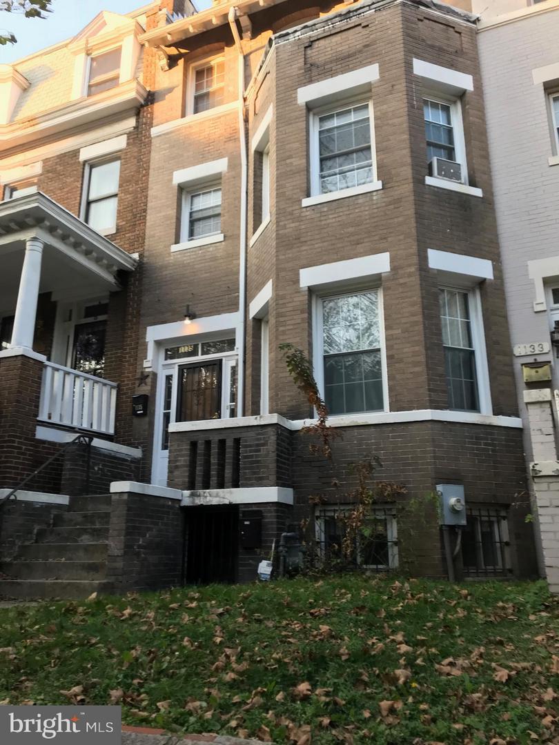 1135 Columbia Road - Photo 1