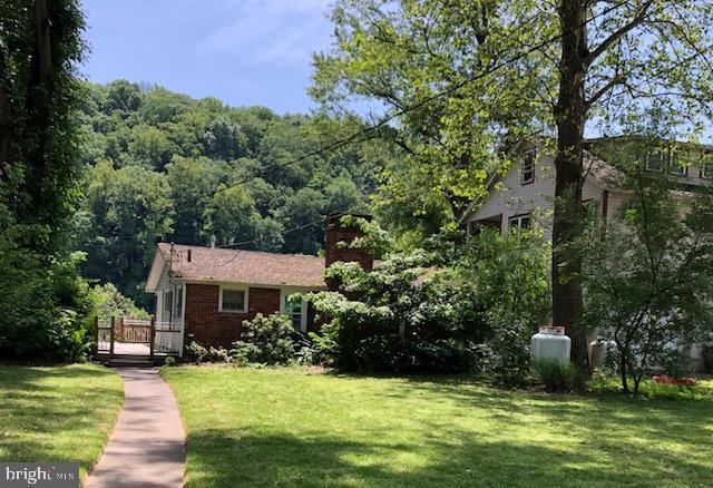 147 Byram Lane - Photo 1