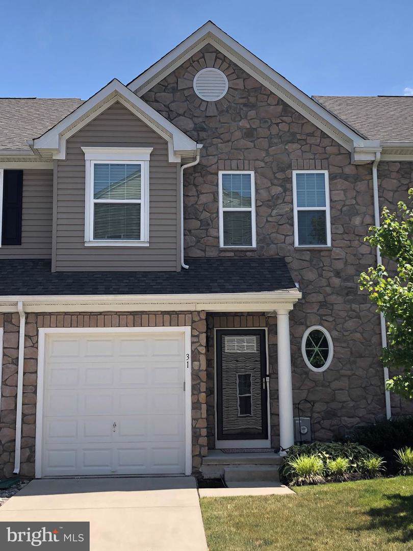 31 Franklin Circle - Photo 1