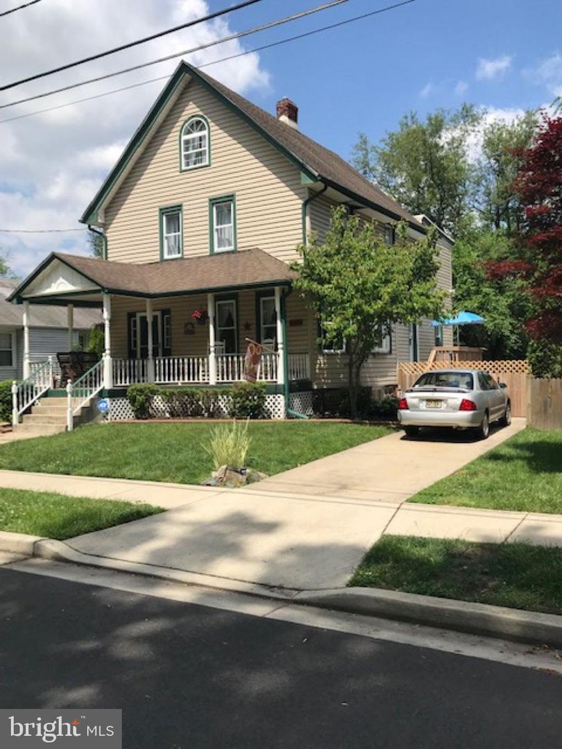 163 Congress Avenue - Photo 1