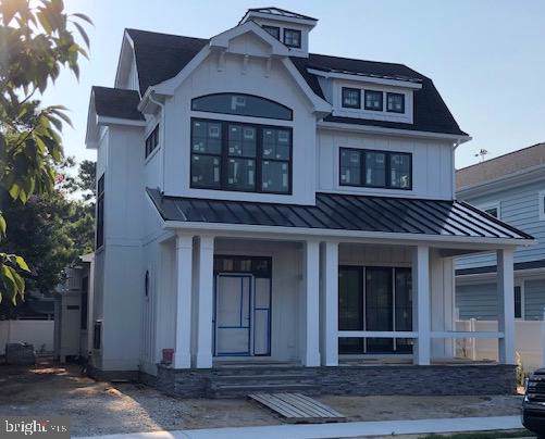 406 Bayard Avenue - Photo 1